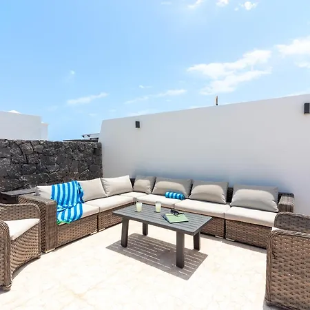 Poppy Willa Playa Blanca (Lanzarote)